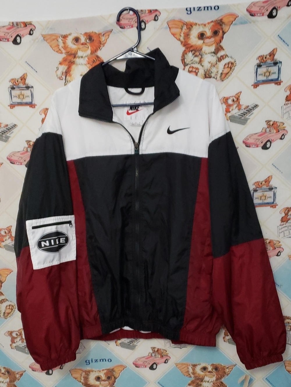 Nike Men’s Colorblock Windbreaker Jacket - Black, White & Burgundy Size L